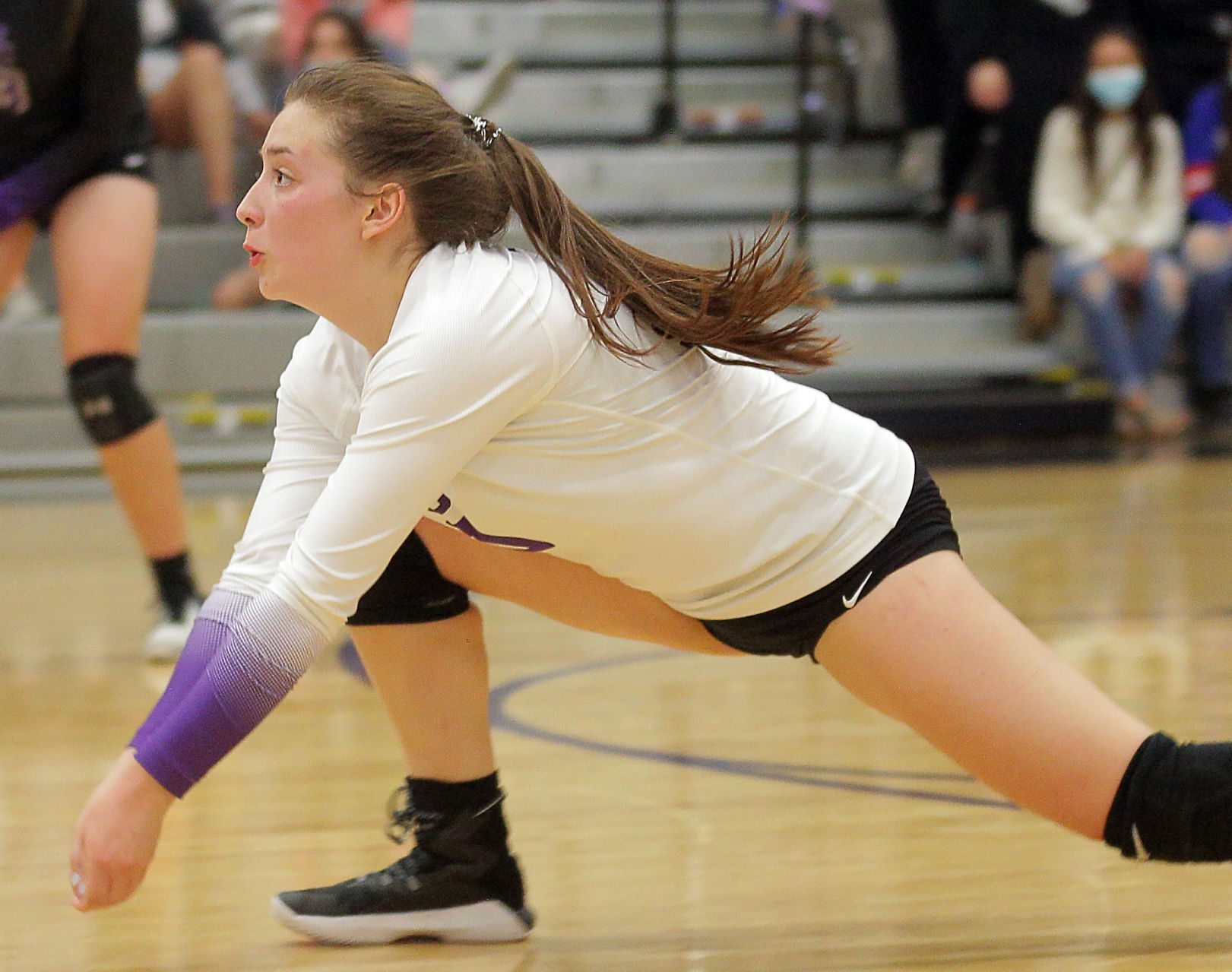 Truckee at Spring Creek Volleyball 51.jpg
